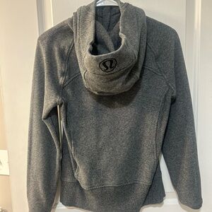 Lululemon Scuba